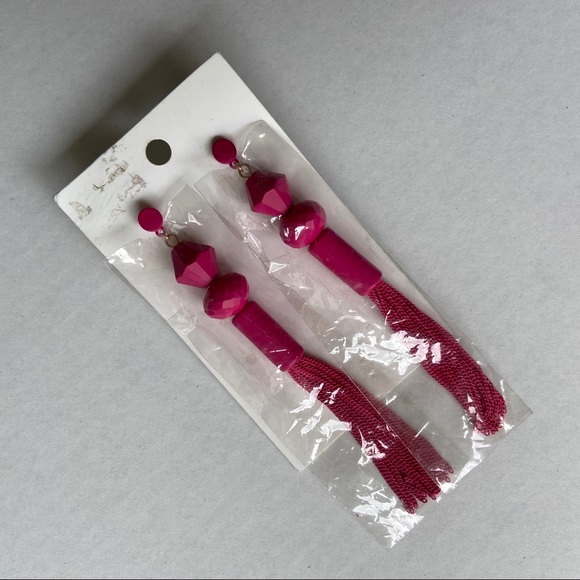 H&M Hot Pink Chain Tassel Earrings 🆕 - Picture 3 of 5